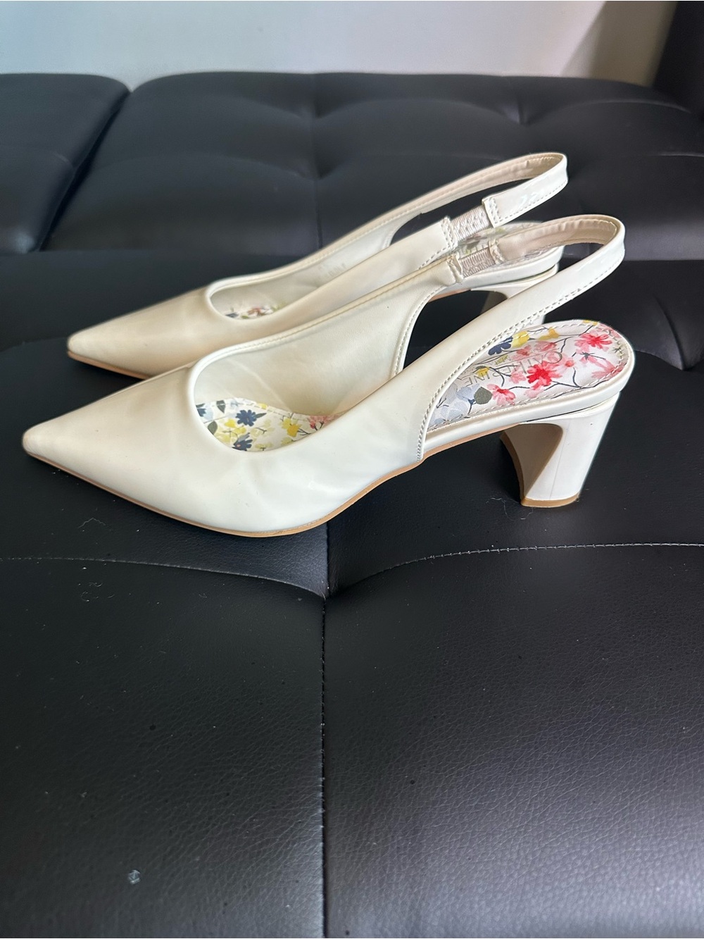 Catherine Malandrino Ivory Patent Slingback Heels Size 8.5